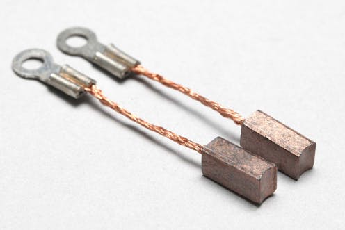 #YM-086 - Yokomo Motor Brushes (1set)