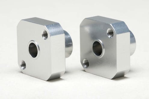 #ZB-011R - Yokomo Alum. Rear Wheel Hub(2pcs.)