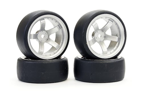 #FAST1354SS-D19 - FASTRAX 1/10 (4) DRIFT D1 TYRE W/9MM 5-SPOKE WHEEL- SATIN SILVER