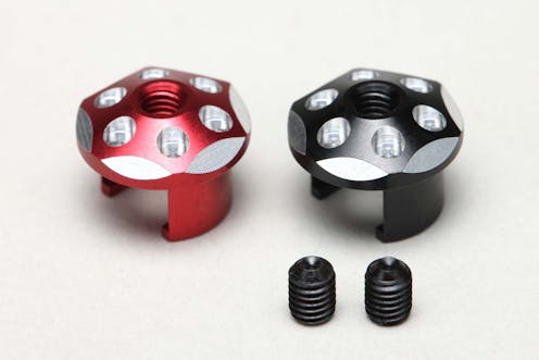 #RP-121-1 - Yokomo Aluminum Plug Cap (Red/Black) for Battery Plug