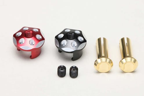 #RP-121P4 - Yokomo Aluminum Plug Cap Set (Red/Black) - Inc 4mm Plugs