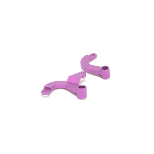 #U9546 - SCHUMACHER PURPLE ALLOY STEERING RADIUS ARMS (PR) - C2W
