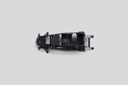 #TA335050 - TAMIYA HORNET CHASSIS